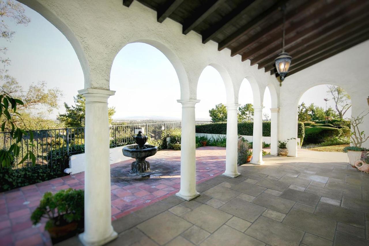 The Patrician Hollywood Universal Pasadena Exterior photo