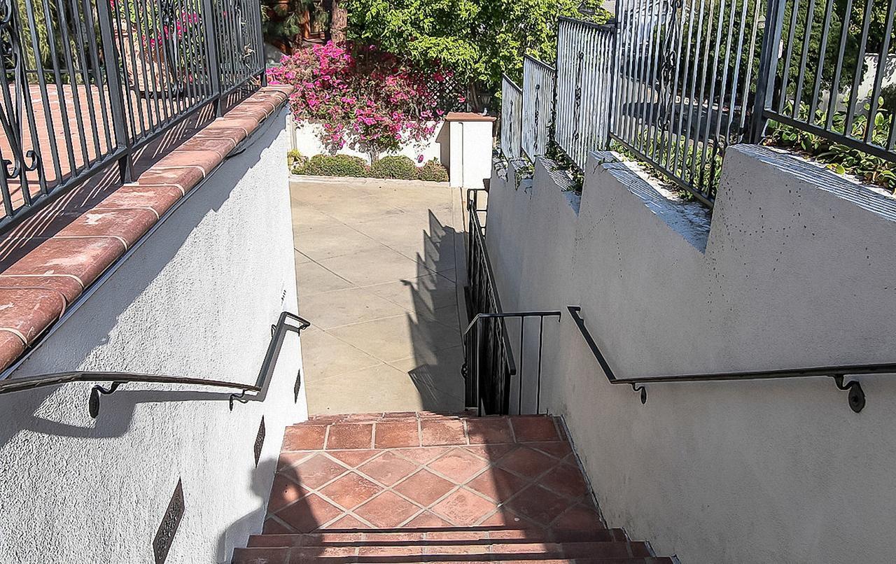The Patrician Hollywood Universal Pasadena Exterior photo